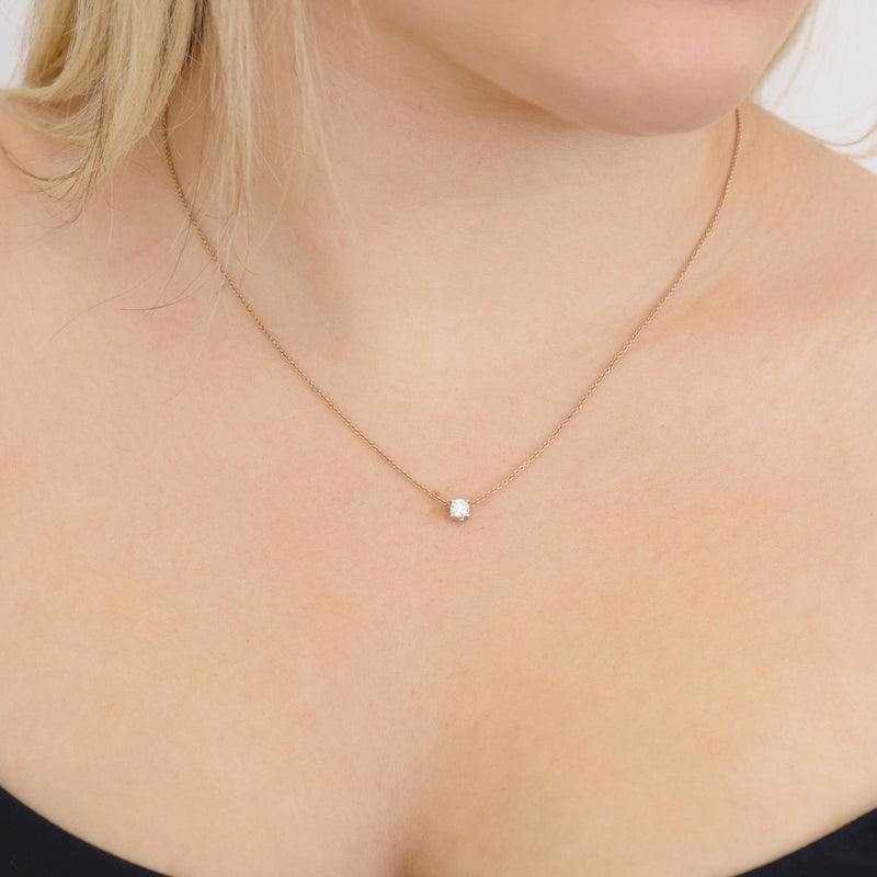 Diamond Round Necklace with 0.25ct Diamonds in 9ct Yellow Gold